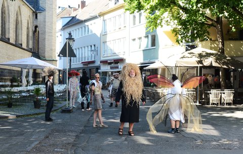 fringe ensemble: Proben zu »Mit dem Kopf im Wind und die Taschen voll Erde« - © Annika Ley